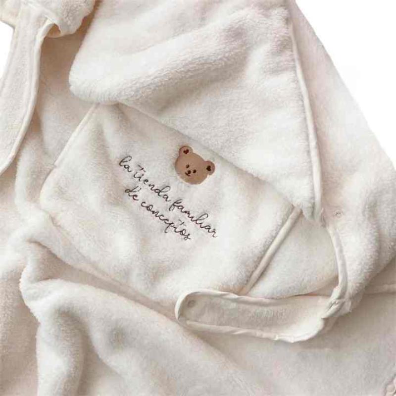 Happy Tiny Mart Hooded Fleece Stroller Blanket with Integrated Kangaroo Pocket