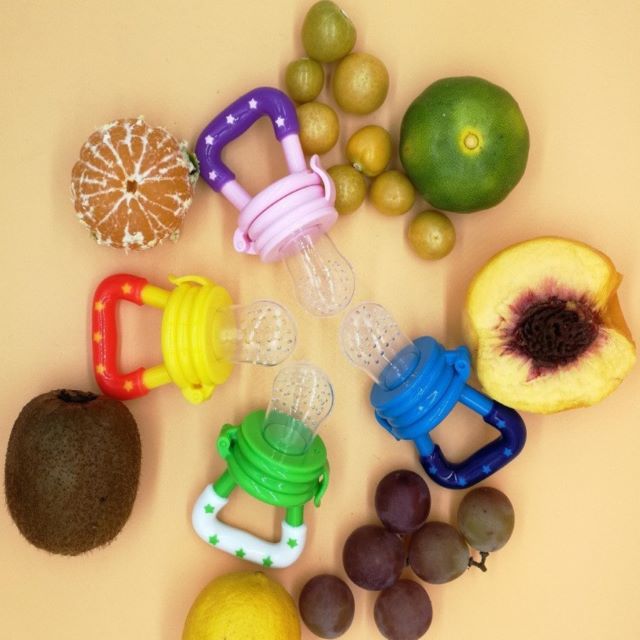 Happy Tiny Mart Silicone Mesh Baby Fruit Feeder and Teething Toy
